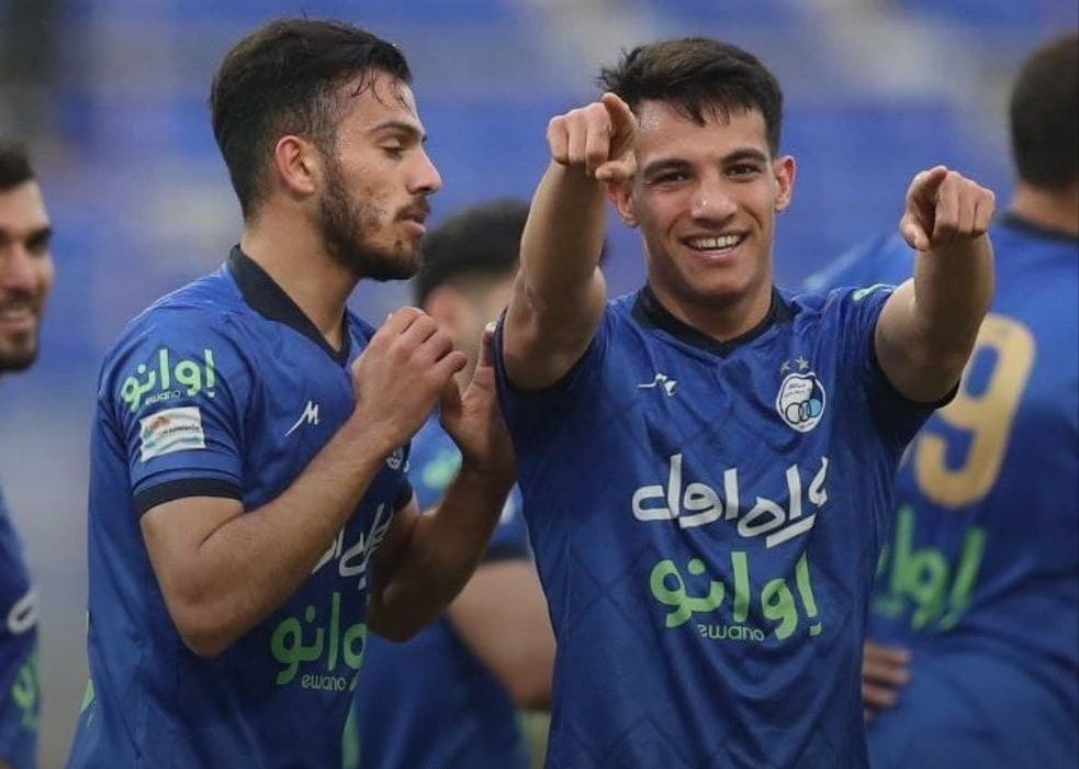 استقلال قهرمان نیم فصل مسابقات لیگ برتر شد